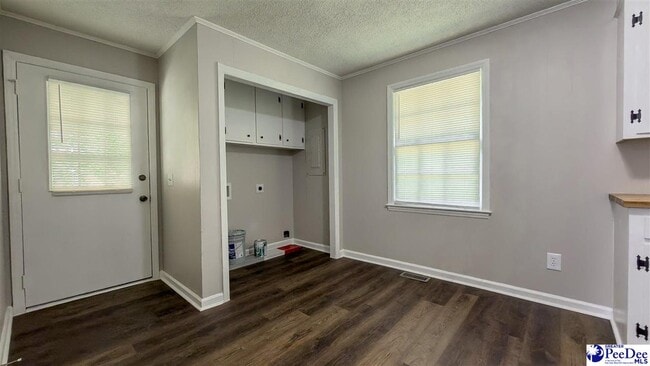 Building Photo - 1109 E Macree Terrace