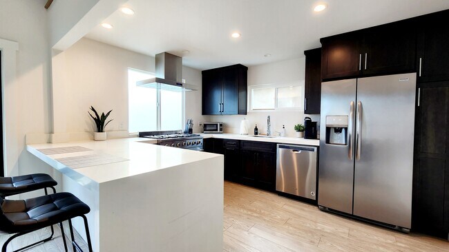 Building Photo - 2635 Dalemead St