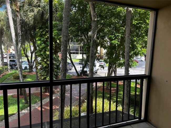 Primary Photo - 10855 SW 112th Ave