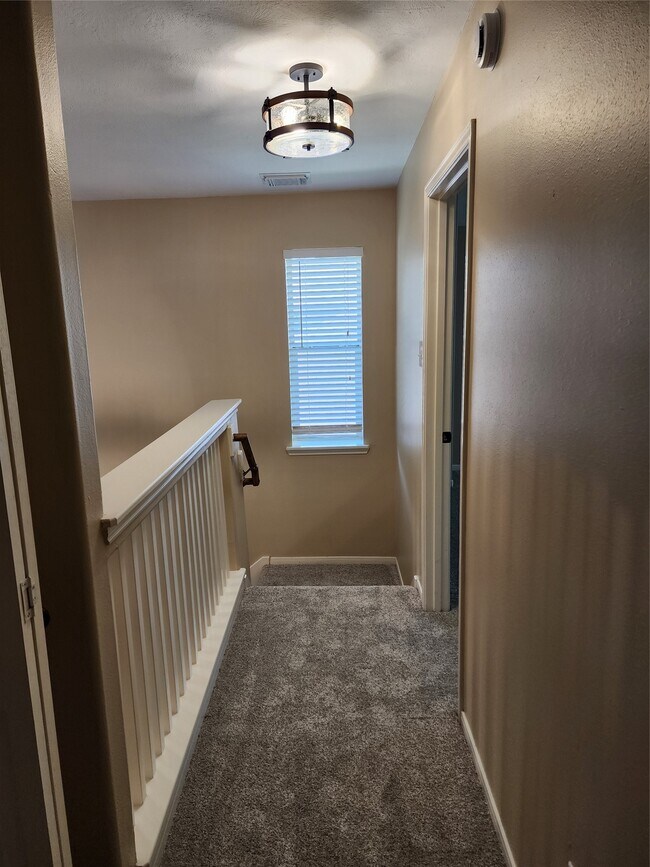 Building Photo - 8006 Indian Desert Dr