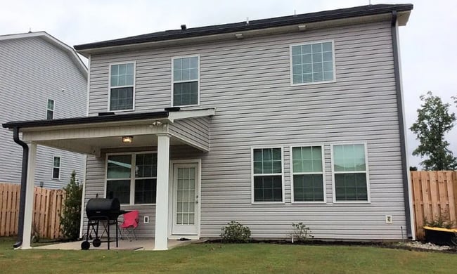 Building Photo - MOVE IN READY BY JULY-15-2025