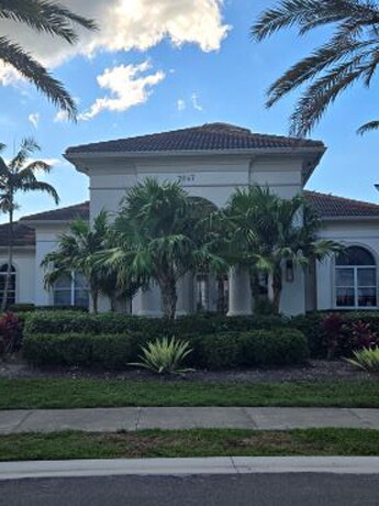 Building Photo - 7070 Venice Way