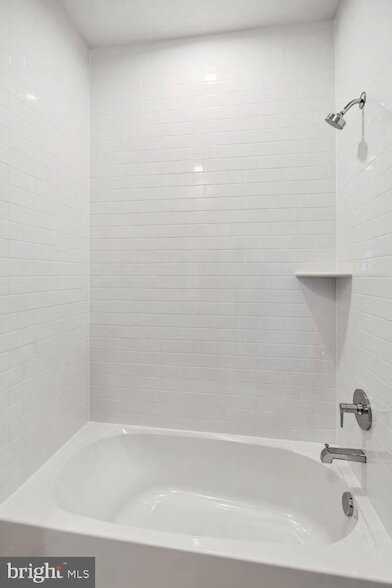 Building Photo - 2607 1st St NW