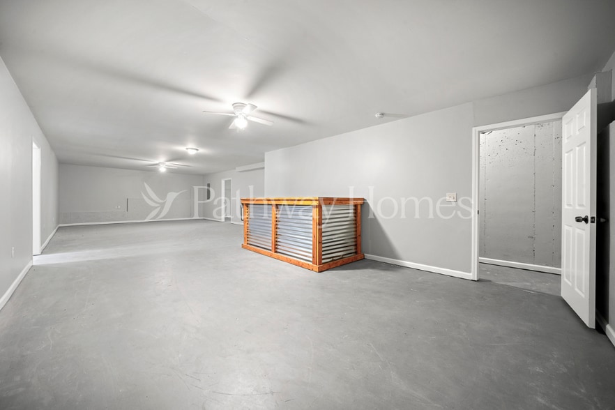 Building Photo - 187 Berkley Dr