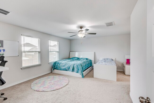 Building Photo - 149 Andesite Trl