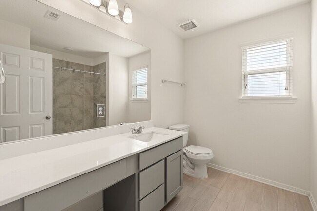 Building Photo - 4822 Hickory Deer Ln