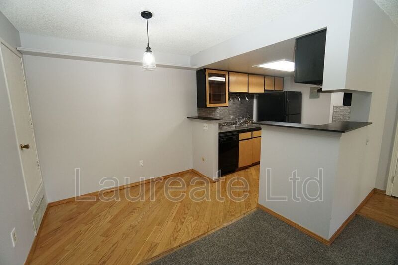Building Photo - 4400 S Quebec St