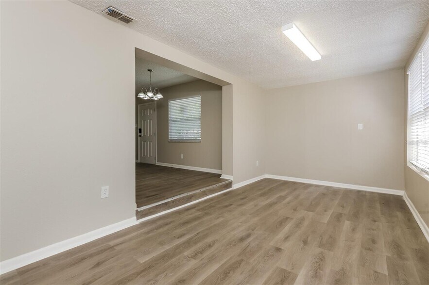 Building Photo - 2605 E Ida St