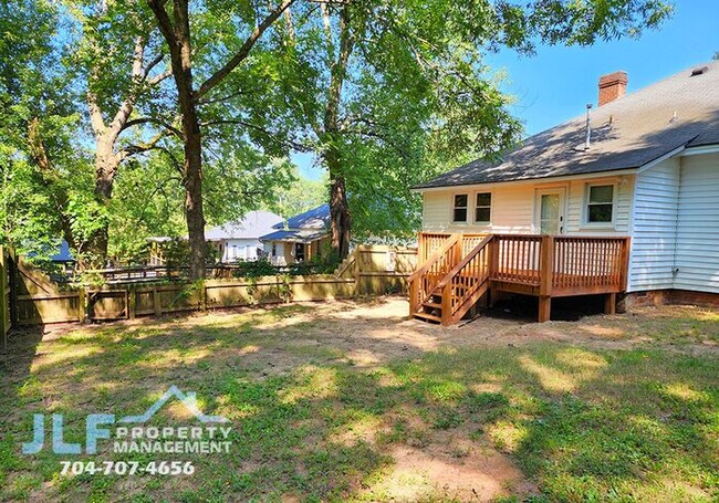 Building Photo - Peaceful 2/1 Ranch in Kannapolis!