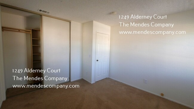 Building Photo - 1249 Alderney Ct