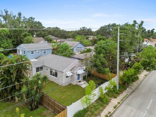 Primary Photo - 820 22nd Ave N