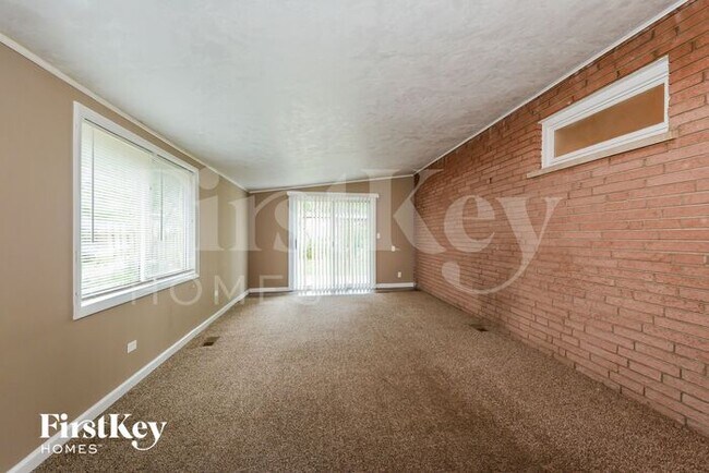 Building Photo - 1845 Mullanphy Ln