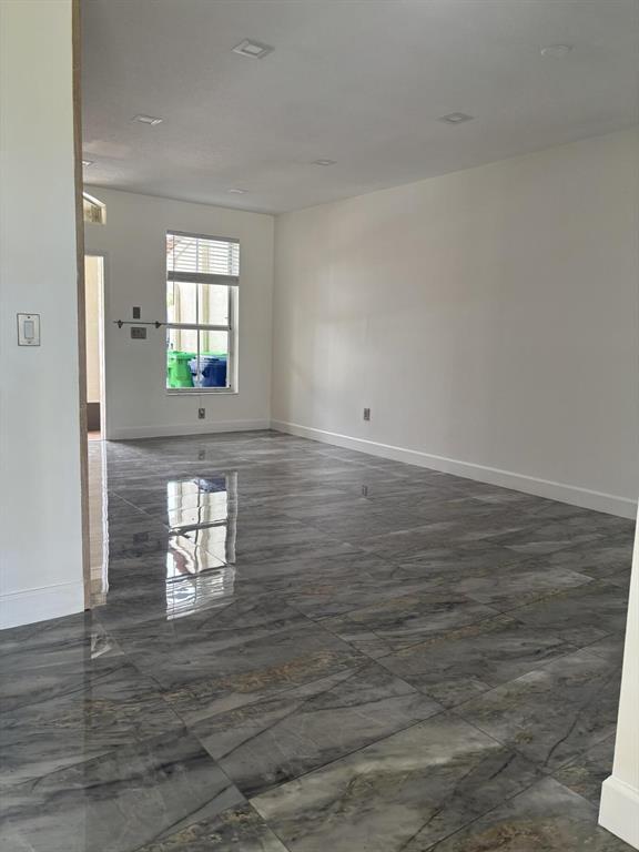 Building Photo - 254 Riverwalk Cir