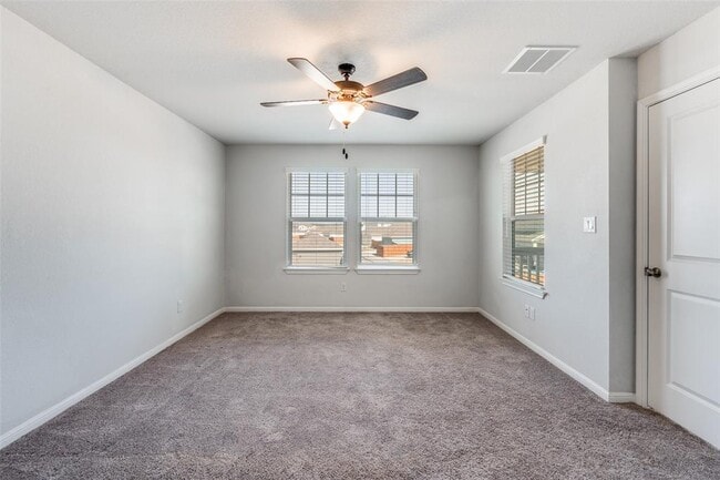 Building Photo - 221 Duck Creek Trail