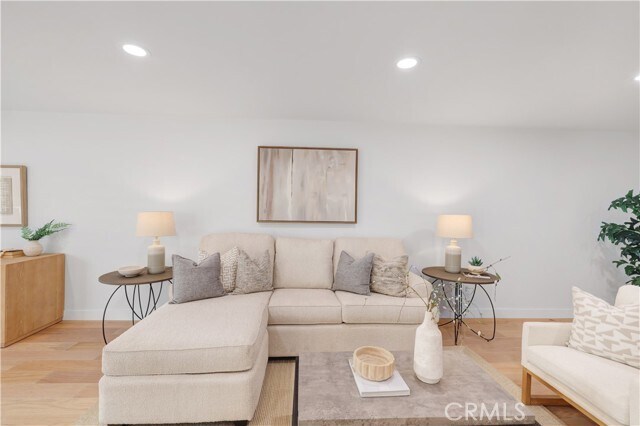 Building Photo - 32735 Seagate Dr