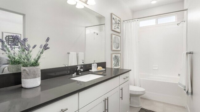 Building Photo - 15546 Jubilation Dr
