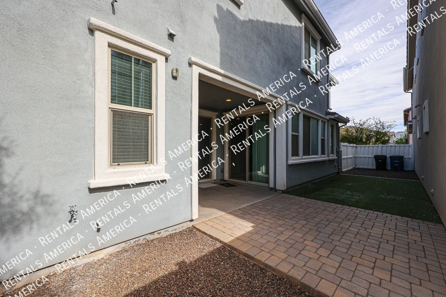 Building Photo - 2264 S Wallrade Ln