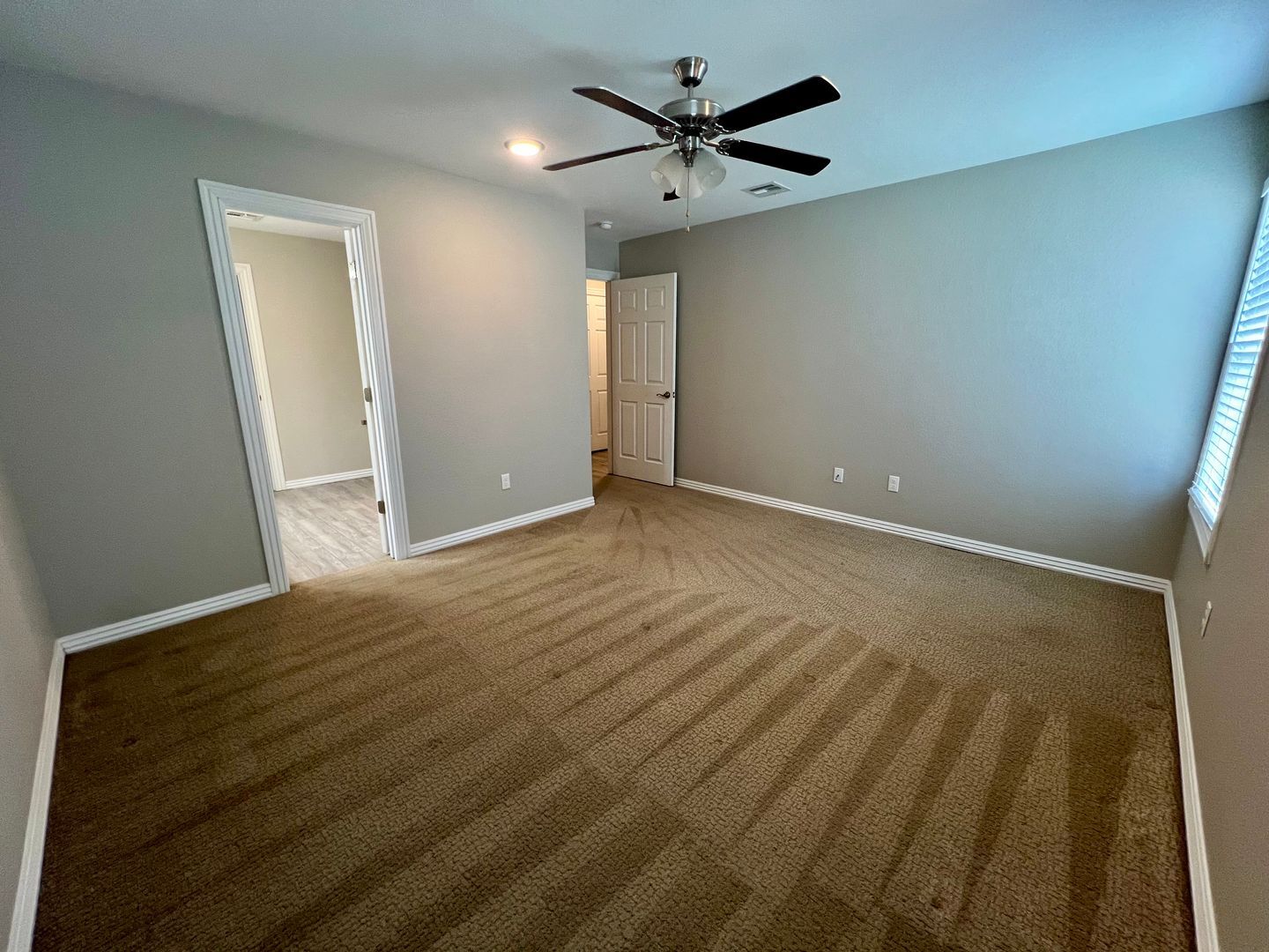 Building Photo - 6630 Leightyn Ln