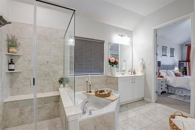 Building Photo - 474 Prairie View Dr