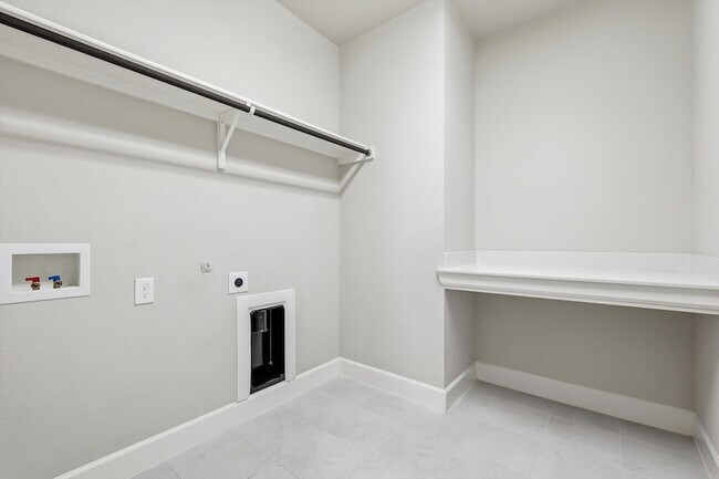 Building Photo - 1113 15th St