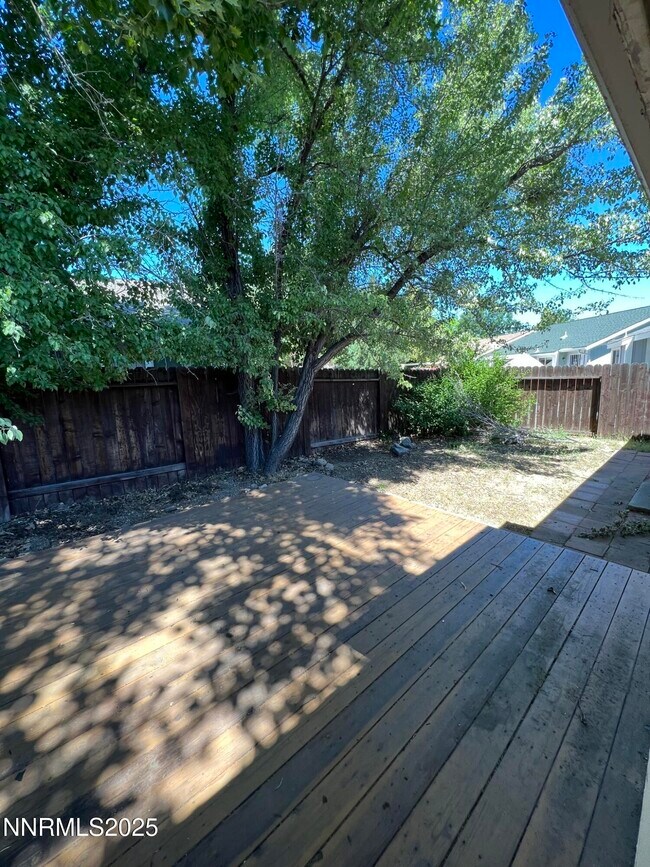 Building Photo - 7571 Water View Way
