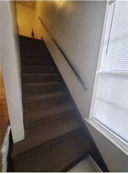 Building Photo - 7201 Salem Dr