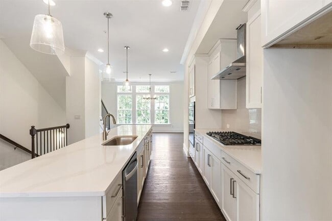 Building Photo - 6803 Prelude Dr
