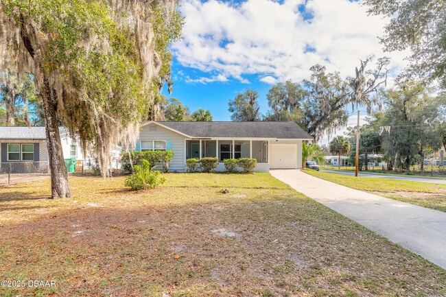 Building Photo - 109 S Colorado Ave