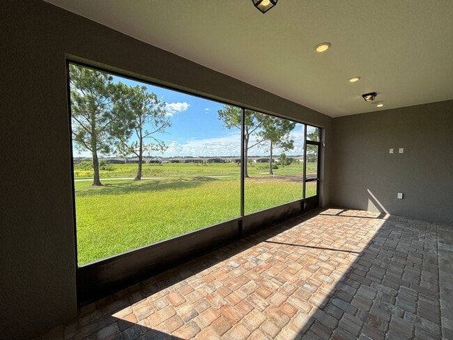 Building Photo - 6360 SW 82nd Terrace