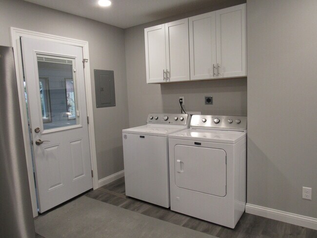 Building Photo - 240 5th St E