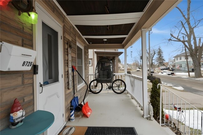 Building Photo - 8726 Point Ave