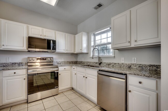 Building Photo - 5801 Oyster Catcher Dr