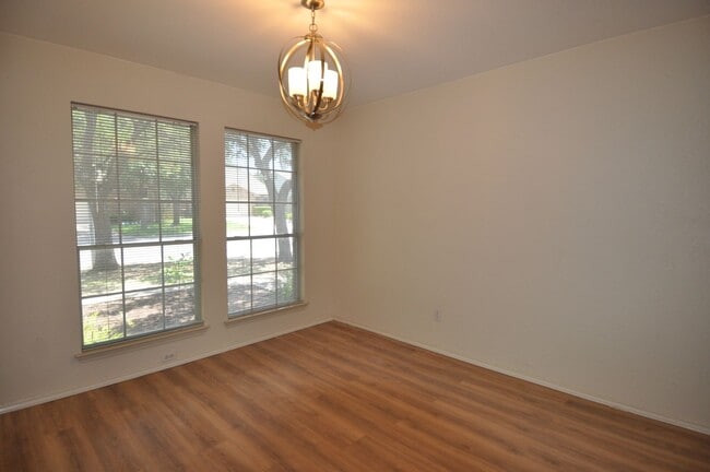 Building Photo - One story home on a corner lot in the affordable Jester Farms neighborhood in Round Rock. Brand n...