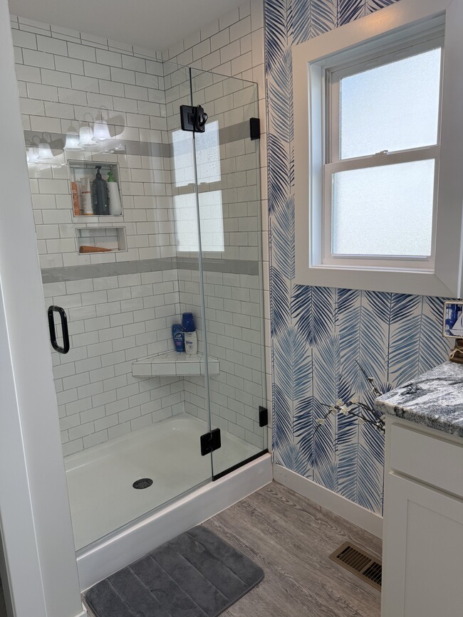 Building Photo - 6808 Verandah Ln