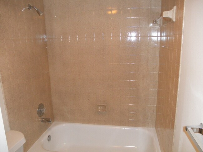 Building Photo - 3414 34th Way