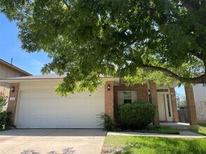 Building Photo - 3830 Castle Rock Cove