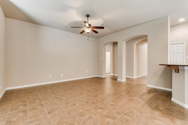 Building Photo - 609 Walsh Hill Trail