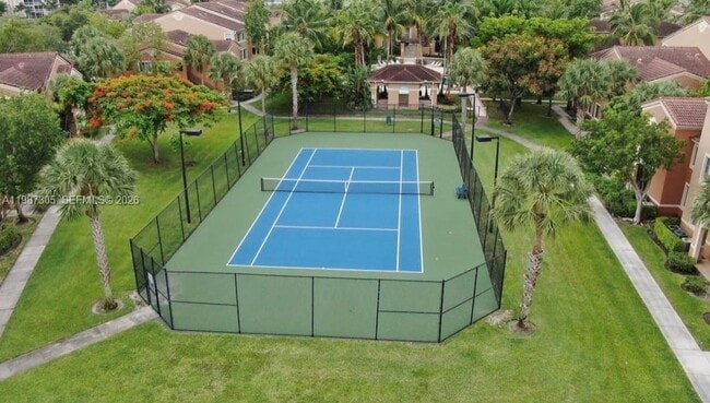 Building Photo - 8000 N Nob Hill Rd