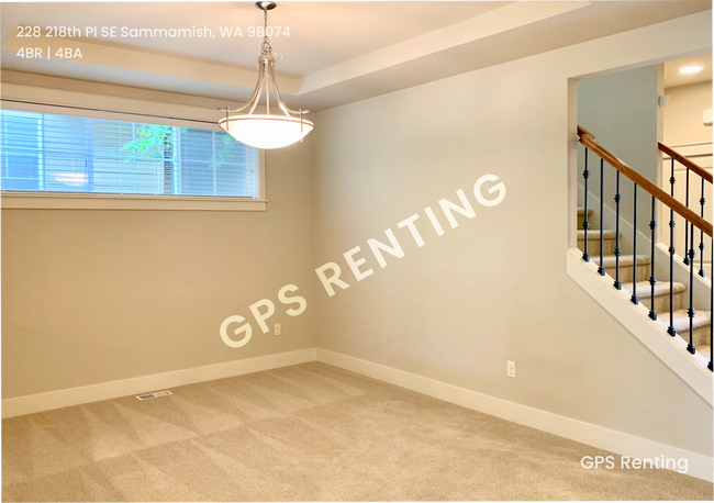 Building Photo - Available Now! Spacious 4BR Home in Pine M...