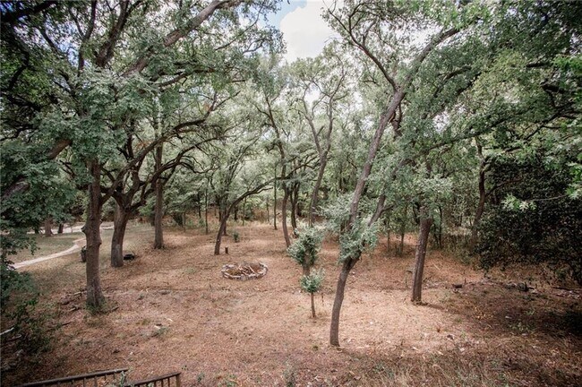 Building Photo - 5139 Meadow Creek Dr