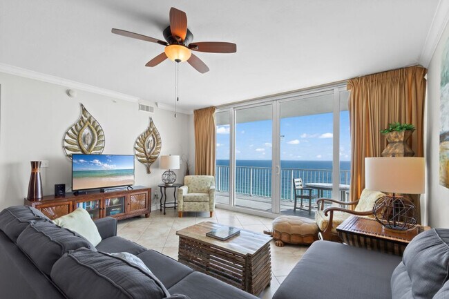 Building Photo - 365 E Beach Blvd