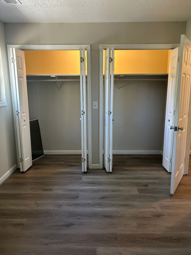 Building Photo - 21B 1st St