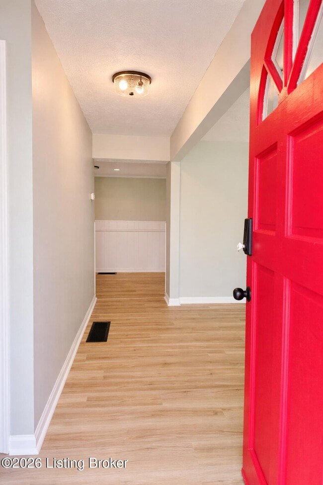 Building Photo - 5610 Haunz Ln