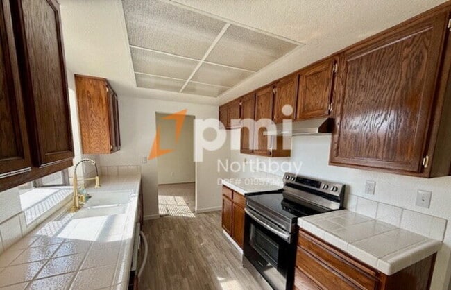 Building Photo - 1225 Whitecap Way