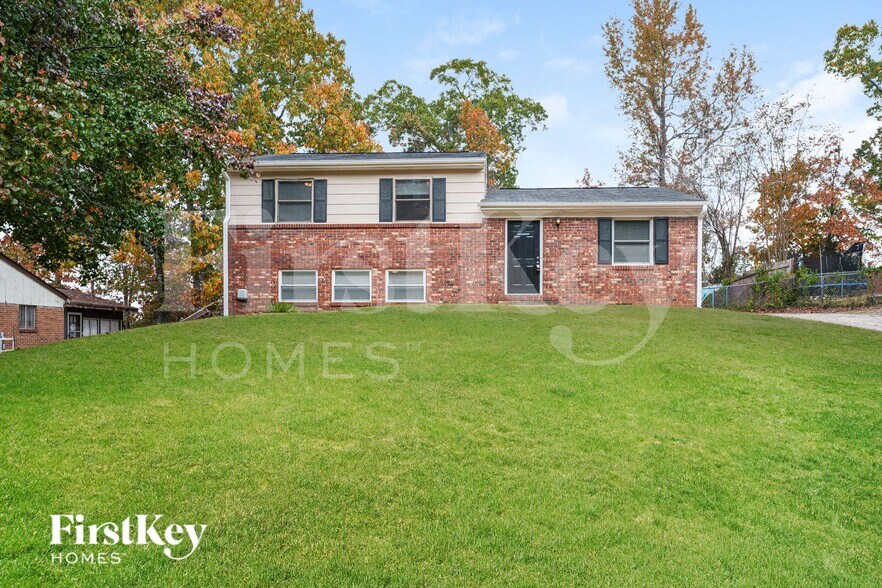 Primary Photo - 123 Scarsdale Dr