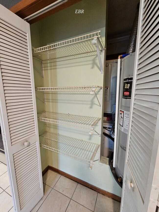 Building Photo - Little River Inn 2004