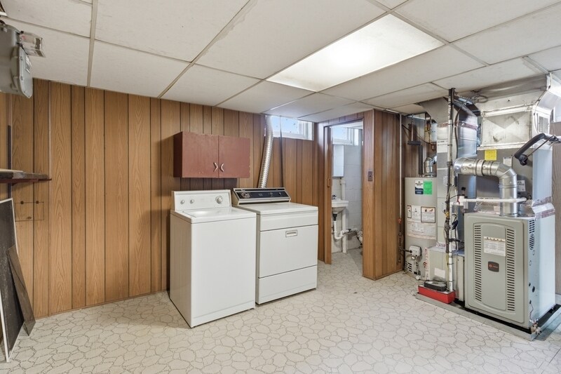 Building Photo - 627 Lucia Ave