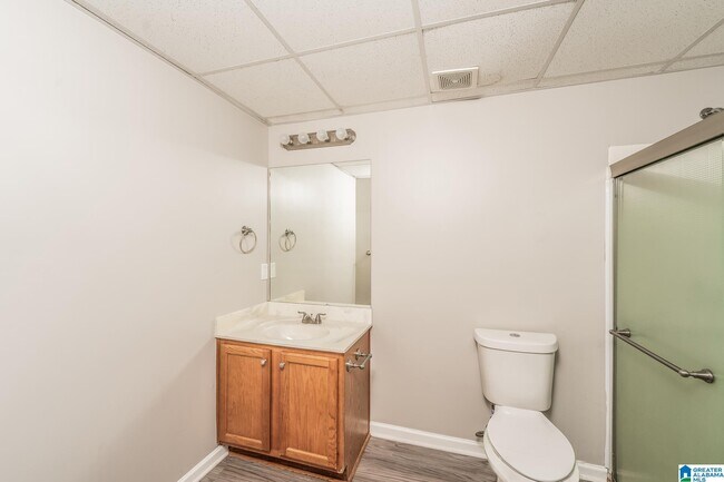 Building Photo - 865 Moonlite Dr