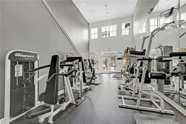 Building Photo - 3777 Peachtree Rd NE