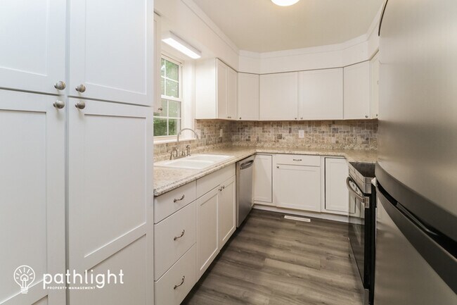 Building Photo - 410 Scarlet Oaks Drive, Etowah, NC, 28729